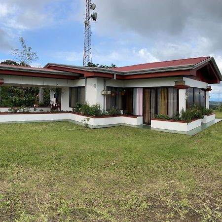 Las Pavitas Cottages La Fortuna Екстер'єр фото