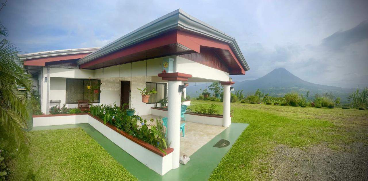 Las Pavitas Cottages La Fortuna Екстер'єр фото